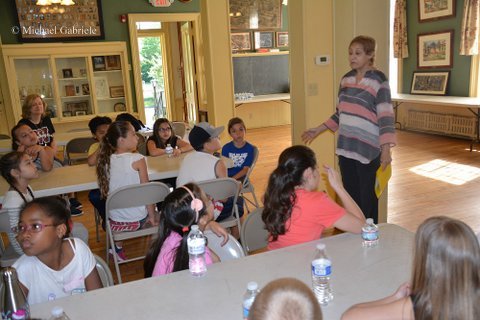 Washington School students tour musuem, Photo by Michael Gabriele